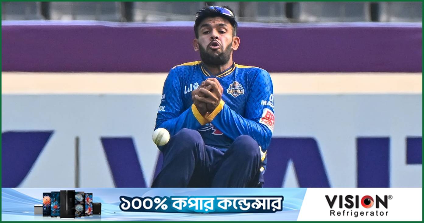 বড় ম্যাচের চাপেই ঢাকার একের পর এক ক্যাচ মিস